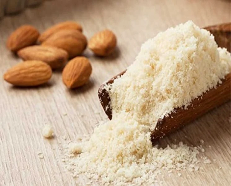 آرد بادام کتوژنیک مناسب رژیم های لاغری و ورزشکاران