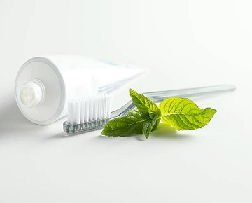 خمیر دندان گیاهی؛سلامت همیشگی دهان و دندان